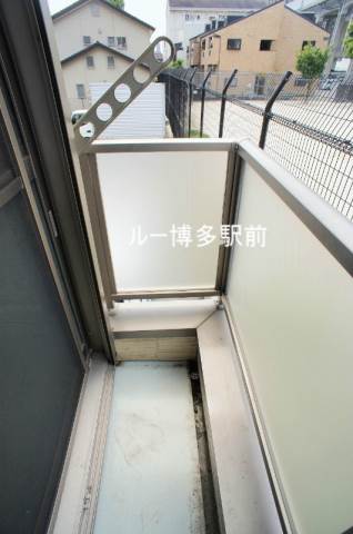 バルコニー　同型タイプ写真（実際は現況を優先いたします）※別部屋参照