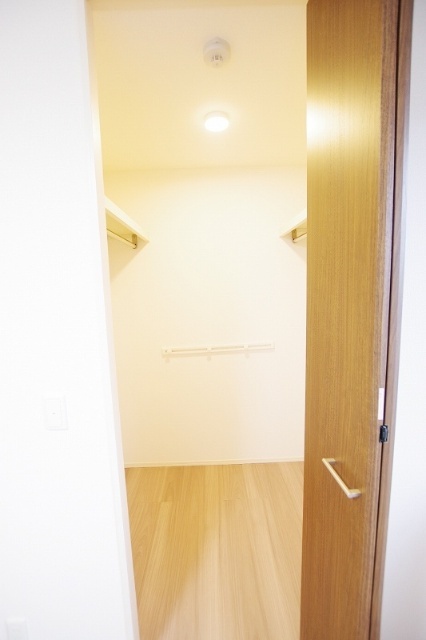 収納　類似室内