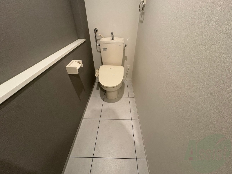 トイレ　シャワートイレになっているので快適です！