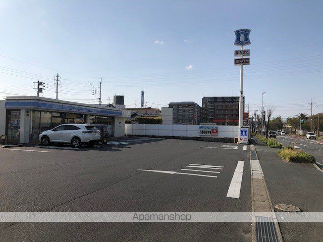 コンビニ　ローソン（コンビニ）まで350m