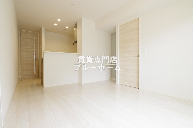 居室・リビング　11.4帖の広いリビングです！