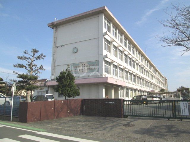 中学校　浜松市立東部中学校（中学校）まで632m