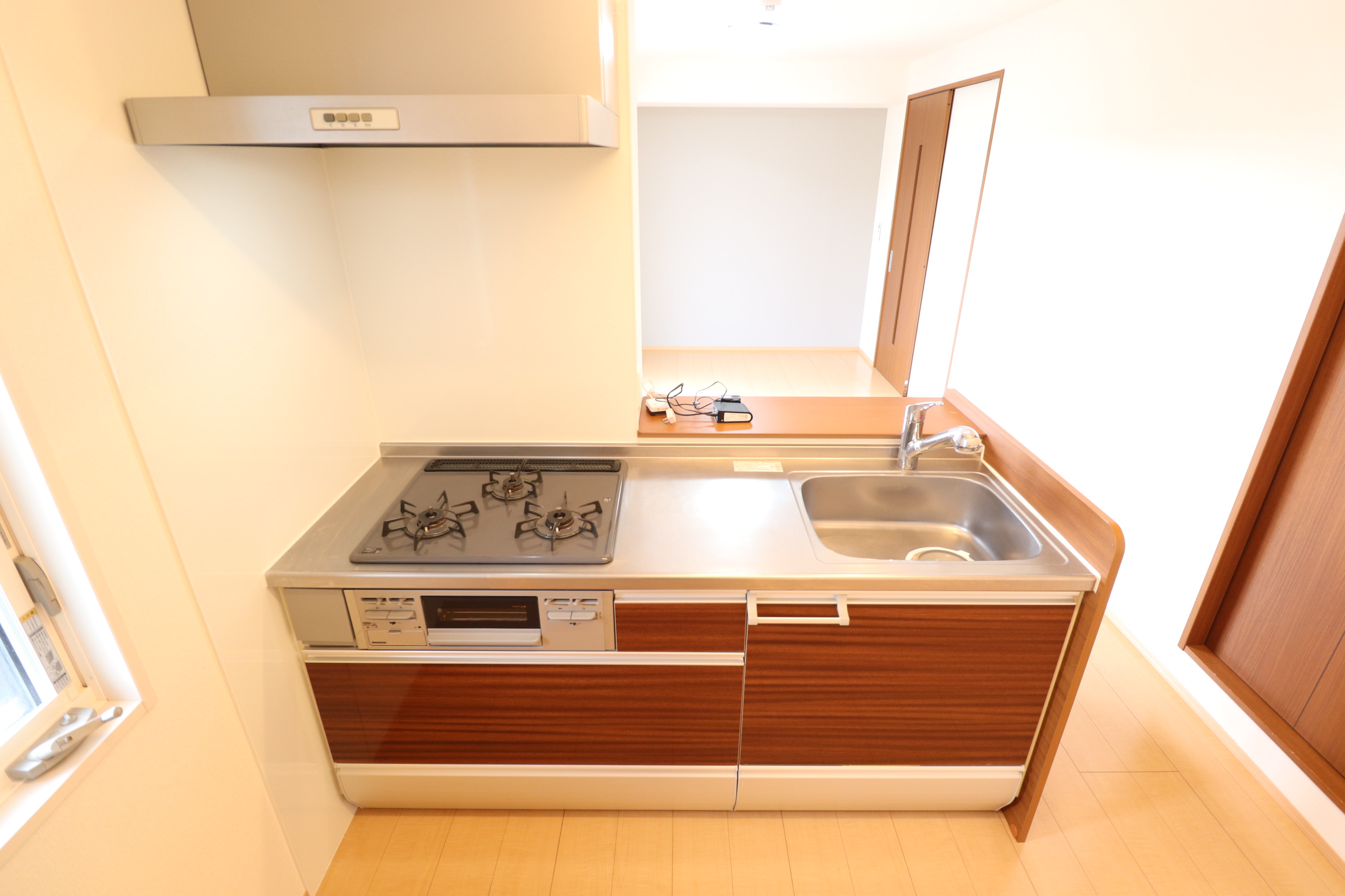 キッチン　3口コンロで使いやすいキッチン♪