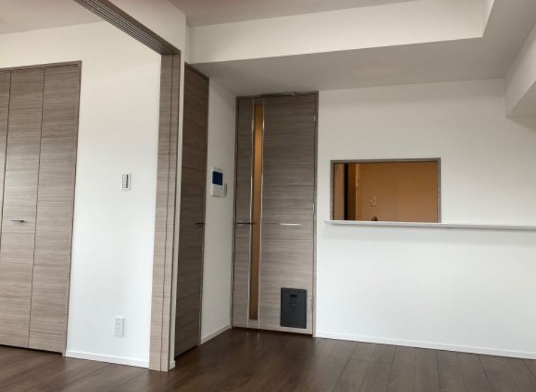 居室・リビング　☆明るい居間☆