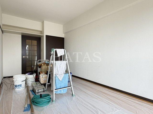 居室・リビング　同物件別部屋です。