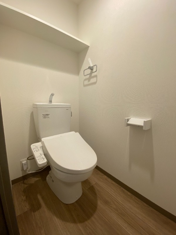 トイレ　別号室