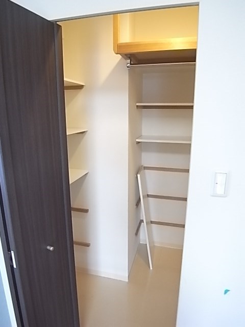 収納　ちょっとした収納スペースも充実しています