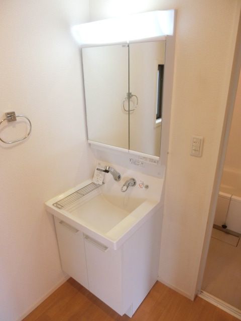 洗面設備　毎日使う洗面台、大切なポイントですね