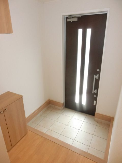 玄関　シューズボックス付きの玄関