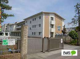 小学校　焼津市立焼津東小学校（小学校）まで1239m