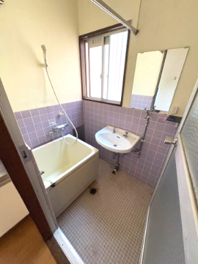 バス・シャワールーム　※原状回復工事前のお写真です