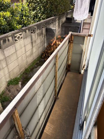バルコニー　※原状回復工事前のお写真です