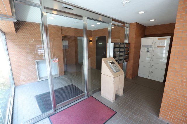 エントランス　エントランス