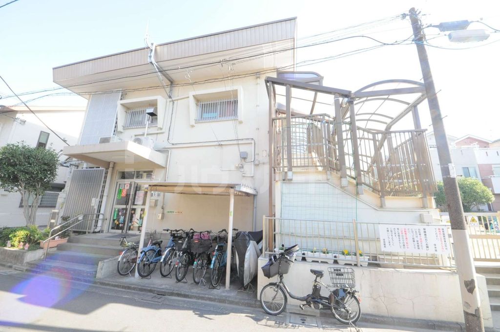 幼稚園・保育園　足立区立緑町保育園（幼稚園・保育園）まで1800m