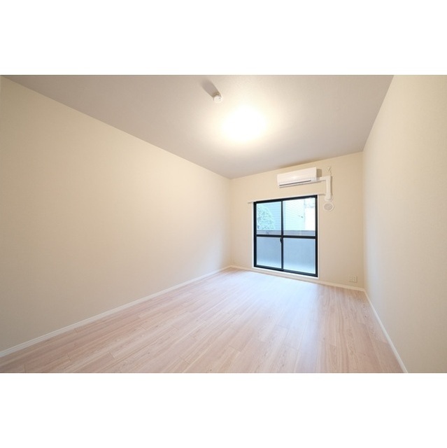 居室・リビング　居室※別部屋参考写真