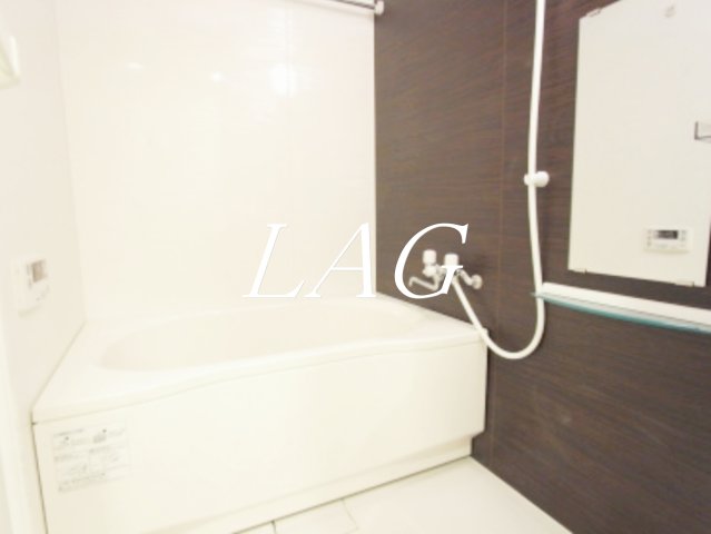 バス・シャワールーム　お風呂です。