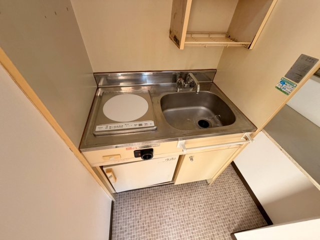 キッチン　ＩＨコンロなのでお掃除らくらく