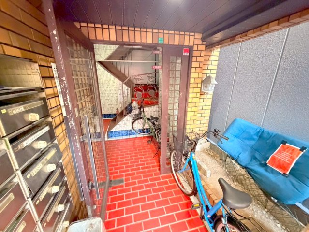 エントランス　素敵なエントランスがあなたを毎日出迎えてくれます。