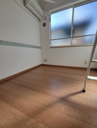 居室・リビング　（同仕様画像）