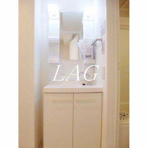 洗面設備　洗面台です。