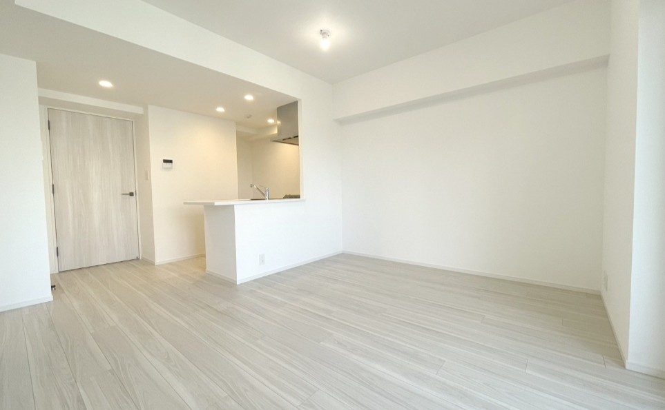 居室・リビング　※別部屋の参考写真です。