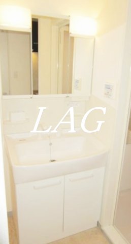 洗面設備　独立洗面台です。