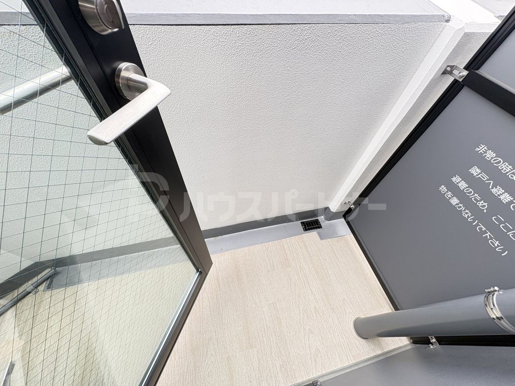 バルコニー　バルコニー