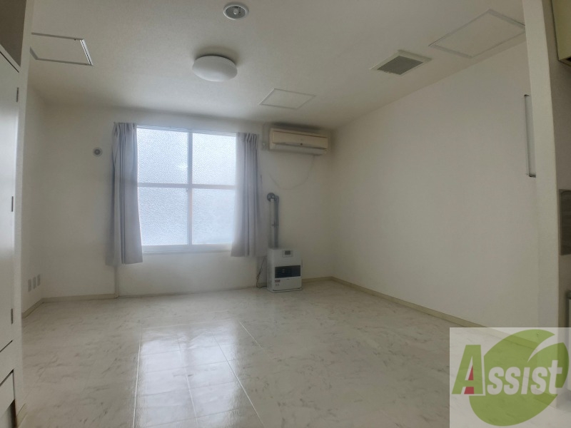 居室・リビング　シンプルな造りのワンルームのお部屋です！