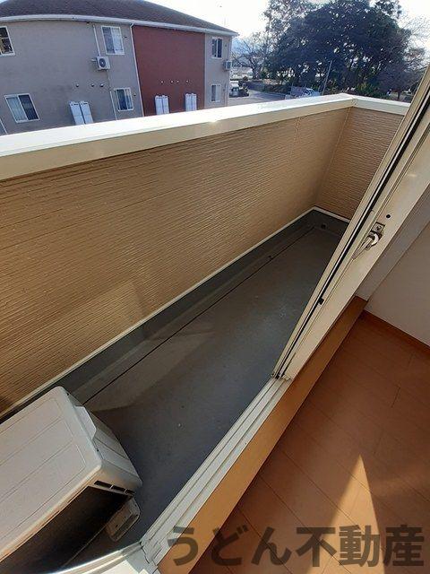 バルコニー　うどん県のお部屋探しはうどん不動産へ うどんちゃんとLINE