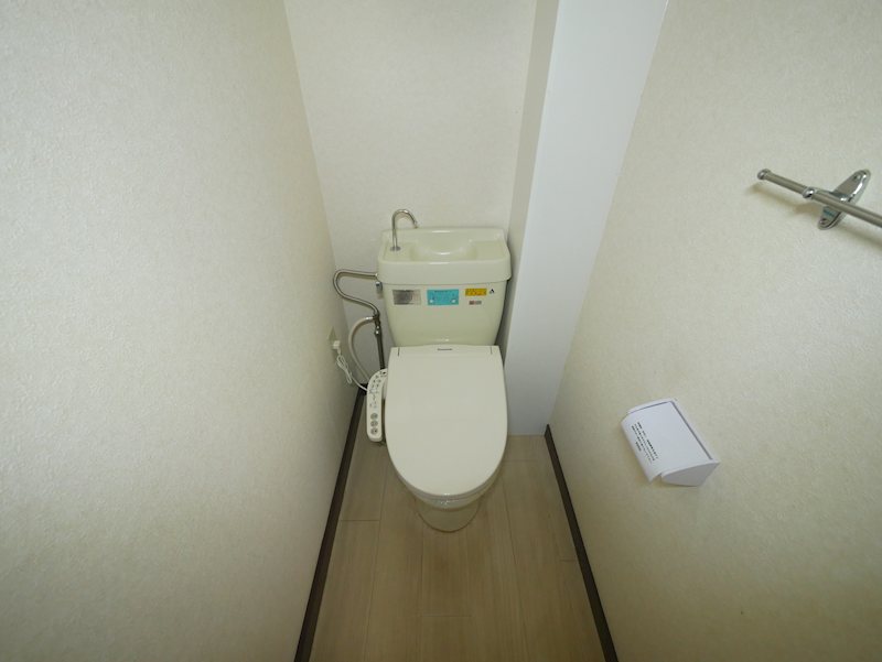 トイレ　ウォシュレット