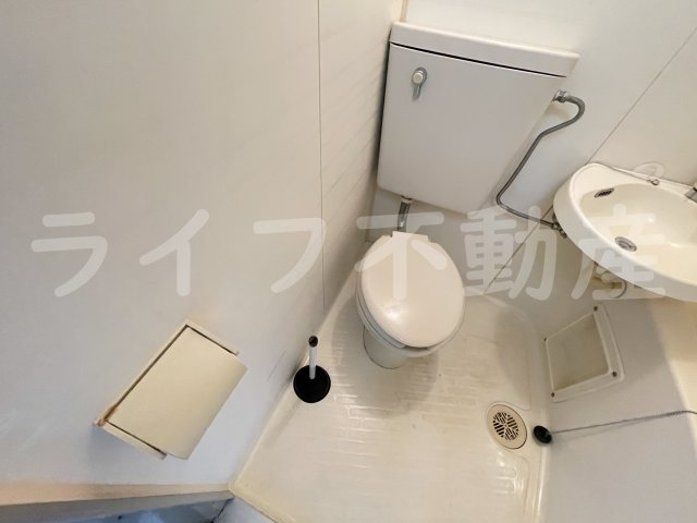 トイレ　清潔感のあるトイレです
