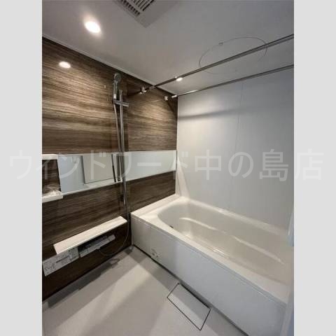 バス・シャワールーム　詳細は、ウィンドワード中の島店までご相談下さい。