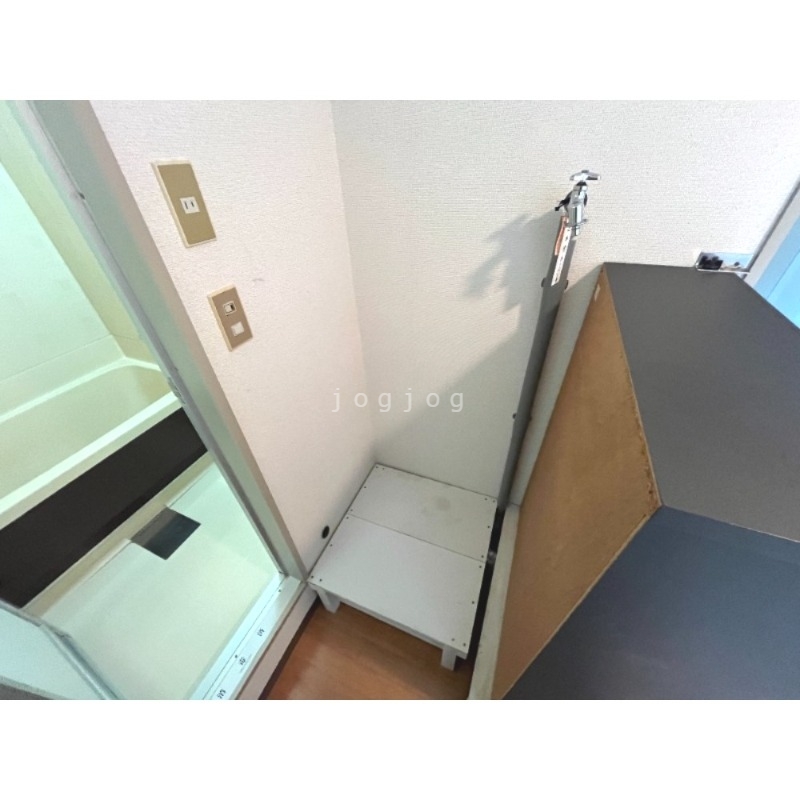 洗面設備　洗濯機置き場