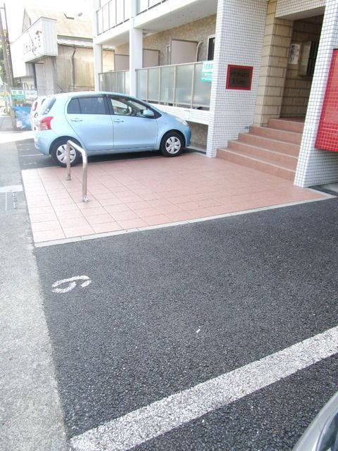 駐車場　★敷地内駐車場★