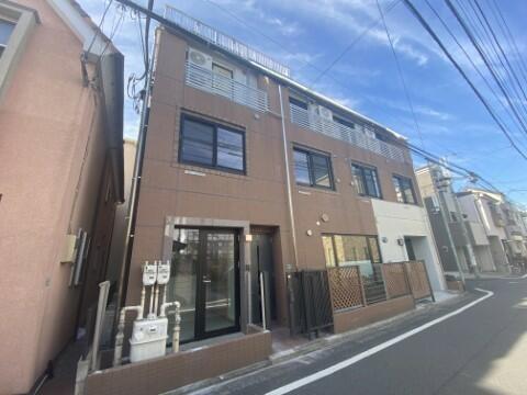 建物外観　?