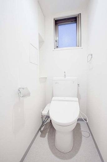 トイレ　清潔感のあるトイレです