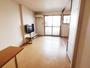 居室・リビング　※同物件、別部屋になります。