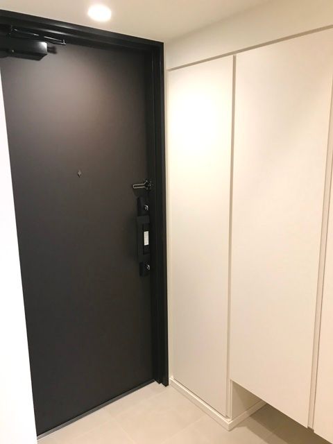 バルコニー　☆広々とした玄関☆