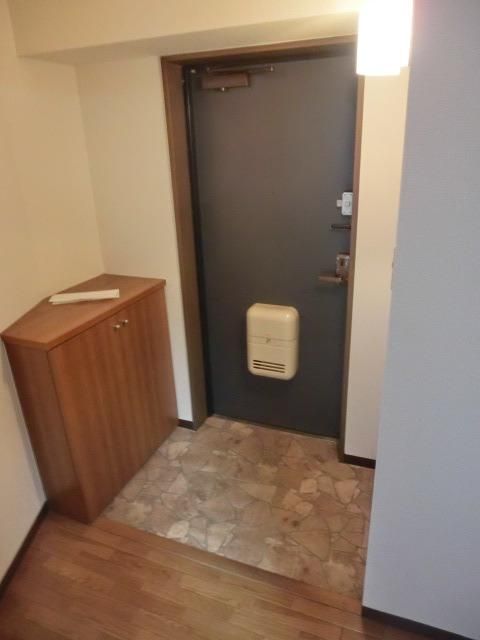 玄関　シューズＢＯＸ完備