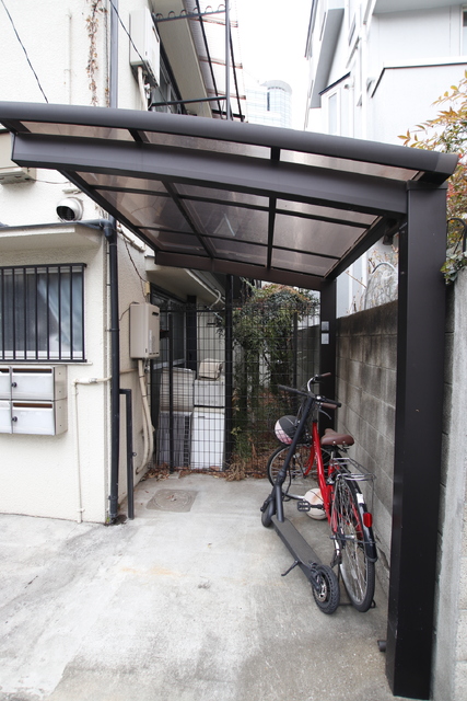 その他共有部分　★屋根付駐輪場★（空き状況・使用料等詳細はご確認下さい）