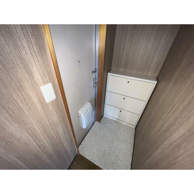 玄関　シューズボックス付