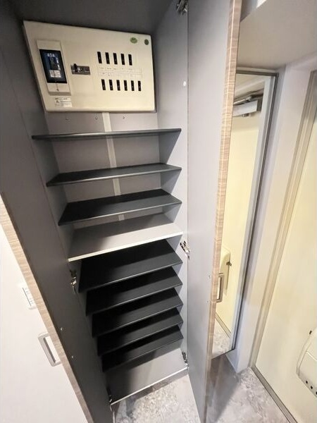 収納　※写真は同じマンションの違う部屋のものになります。