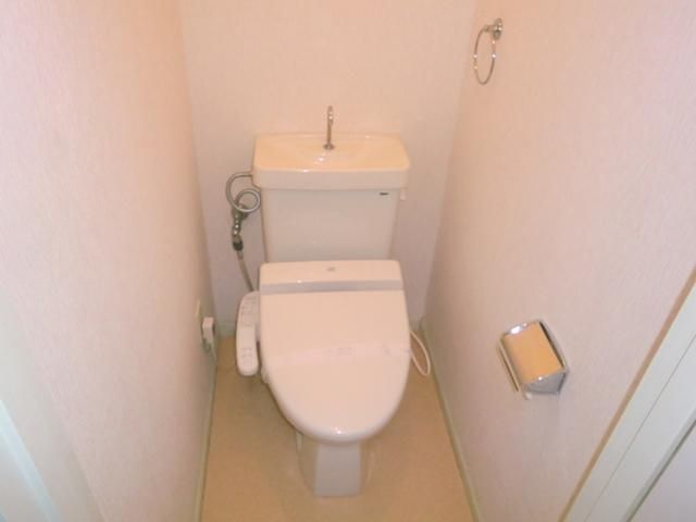 トイレ　★ウォュレット付きのトイレです★