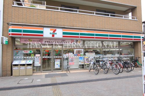 コンビニ　セブンイレブン草加住吉店（コンビニ）まで397m