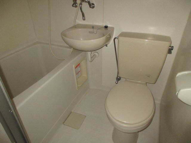 サンライト日吉のトイレ写真