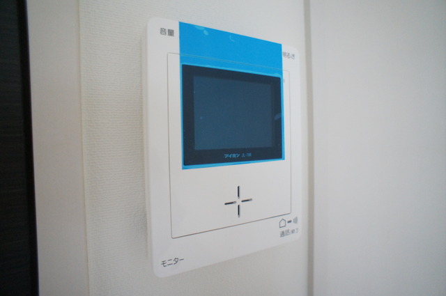 セキュリティ　ＴＶモニタ付インターホン完備で突然の来訪者が来ても安心◎