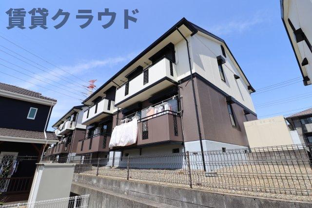 建物外観　落ち着いた雰囲気の外観です