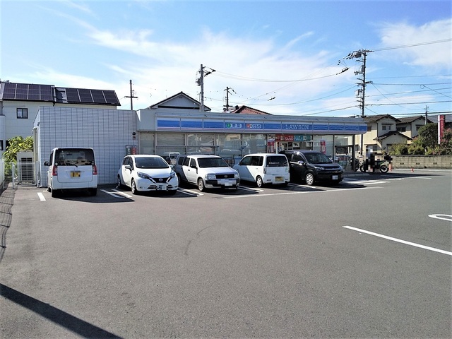 コンビニ　ローソン　松山別府町店（コンビニ）まで146m