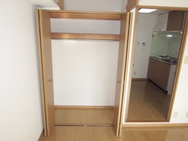 収納　★天袋もあって収納たっぷりです★
