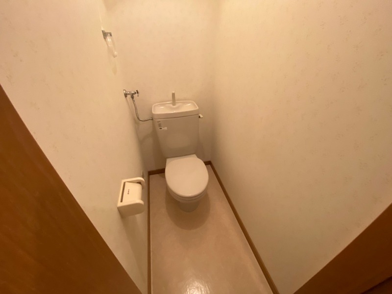 トイレ　嬉しいバストイレ別です！安心して使用できます。